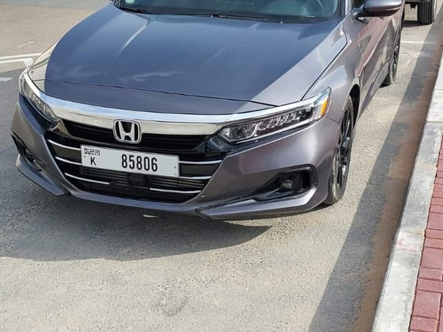 Honda Accord 2021 — side angle view
