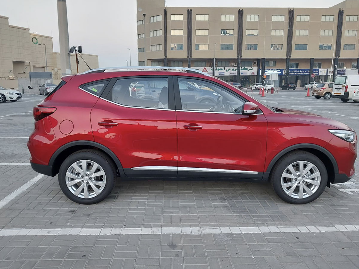 MG ZS 2025 for rent in Dubai