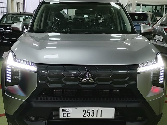 Mitsubishi Destinator 2026 — rear view